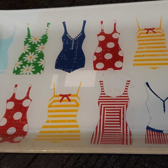 Platter/Trinket Dish with Swim Suit Motif. - Picture 5 of 5